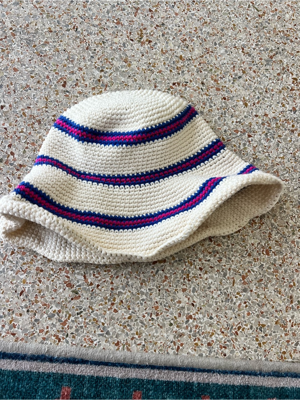 Zara Cream Knit Bucket Hat with Blue and Pink Stripe Accents